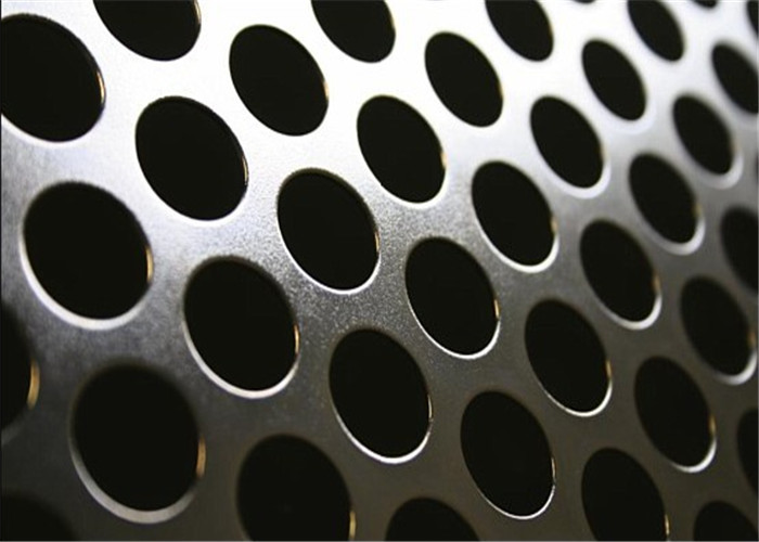Tấm tròn lỗ kim loại đục lỗ Đường kính 5mm cho các ngành công nghiệp trang trí