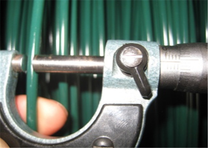 Màu xanh lá cây 2.2mm 2.8mm Dây thép bọc Pvc Khả năng chống gỉ để cài đặt ràng buộc