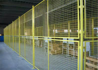 Kho hàng rào dây sắt lưới hàng rào 1,22m * 2,44m Bề mặt nhẵn